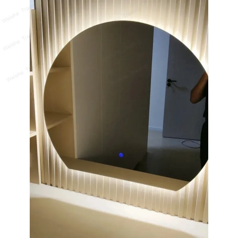 Luxury Smart LED Bath Mirrors Bathroom Special-shaped Touch Screen Mirrors with Defogging Hotel Wall-mounted Bathroom Mirror q
Luxury Smart LED Bath Mirrors Bathroom Special-shaped Touch Screen Mirrors with Defogging Hotel Wall-mounted Bathroom Mirror q