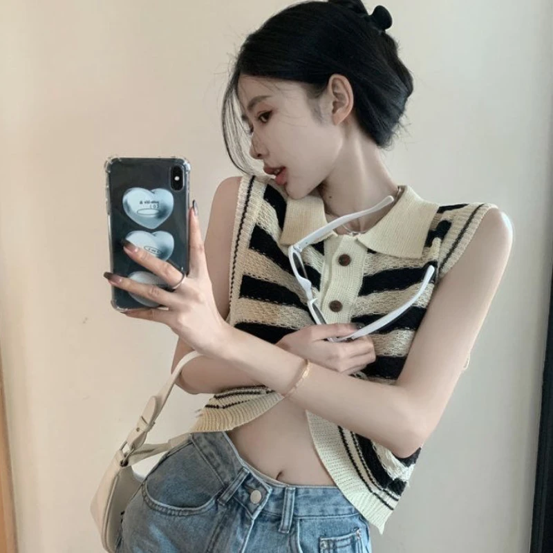 Полосатый свитер, жилет, женский винтажный повседневный Harajuku, женский Hotsweet, свободный, простой, летний, новый, в корейском стиле, нежный, универсальный, комфорт
Полосатый свитер, жилет, женский винтажный повседневный Harajuku, женский Hotsweet, свободный, простой, летний, новый, в корейском стиле, нежный, универсальный, комфорт