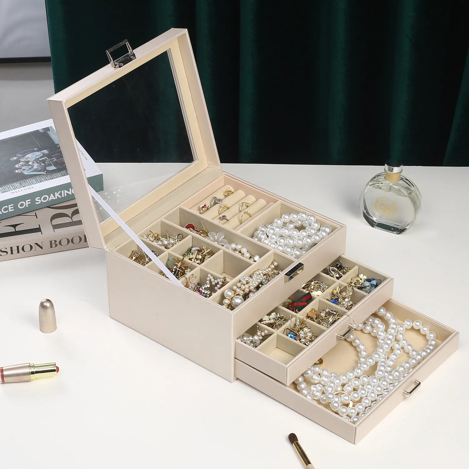 Creative Light Luxury Large Capacity 3-Layer Divided Jewelry Storage Box
Creative Light Luxury Large Capacity 3-Layer Divided Jewelry Storage Box