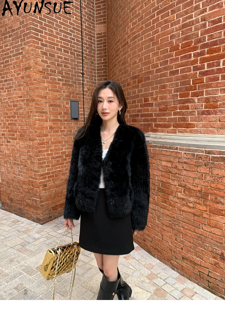 AYUNSUE 2025 Natural Wool Women's Jacket Short Luxury Shearling Jackets for Woman Clothes V-neck Winter Fur Jacket Abrigo Mujer
AYUNSUE 2025 Natural Wool Women's Jacket Short Luxury Shearling Jackets for Woman Clothes V-neck Winter Fur Jacket Abrigo Mujer