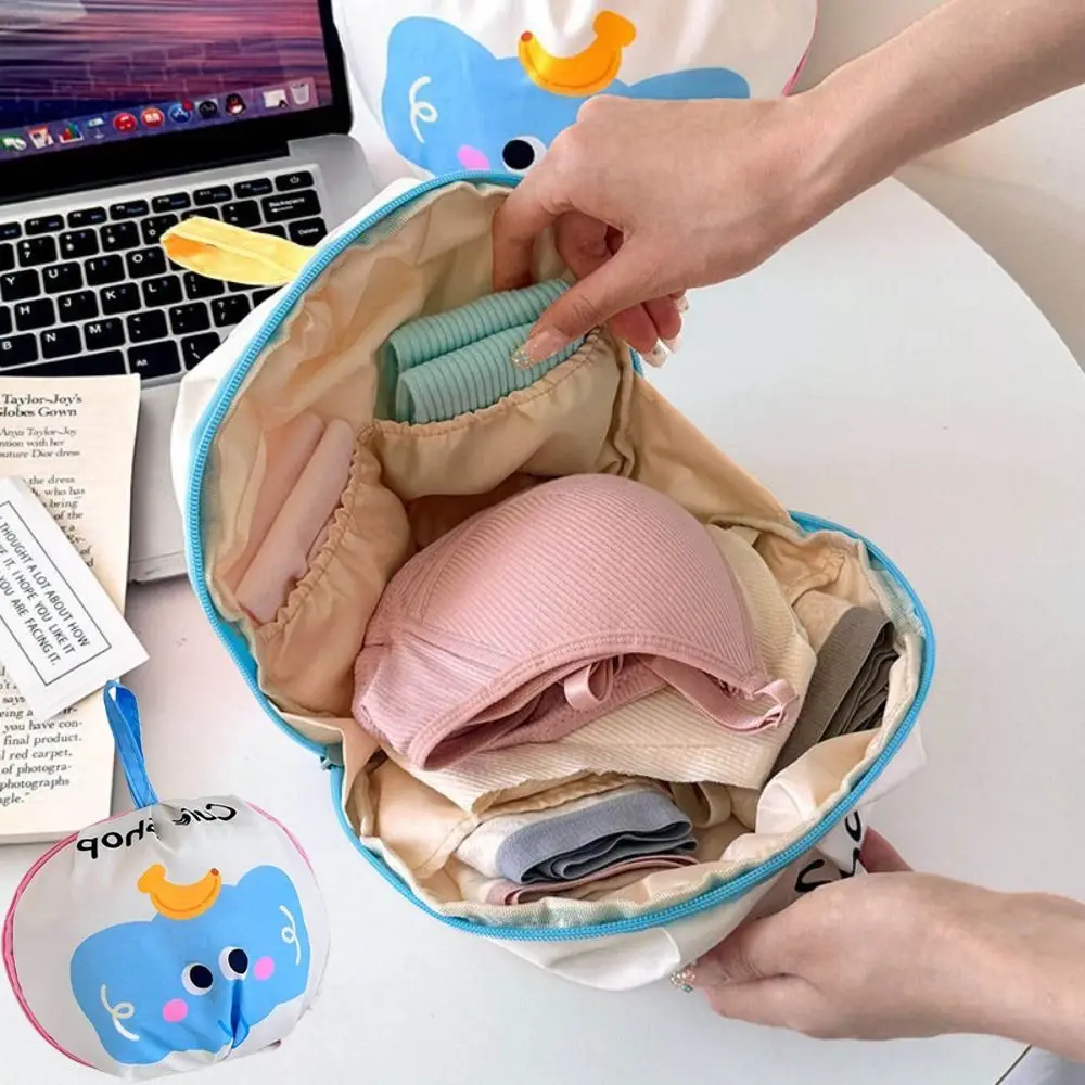 Large Capacity Underwear Storage Bag Dustproof with Handle Clothing Sorting Bag Lightweight Waterproof Bra Underwear Organizer
Large Capacity Underwear Storage Bag Dustproof with Handle Clothing Sorting Bag Lightweight Waterproof Bra Underwear Organizer