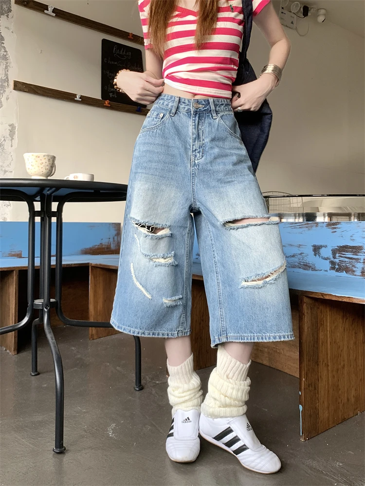 Blue High Waist Distressed Denim Jeans Women's Summer New Casual Wide Leg Pants Loose Fit Seven-Foot Loose Casual Jeans
Blue High Waist Distressed Denim Jeans Women's Summer New Casual Wide Leg Pants Loose Fit Seven-Foot Loose Casual Jeans