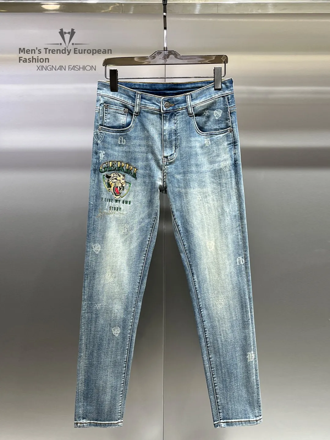 Spring 2026 Men's Slim Fit Jeans Trendy Tiger Embroidery Print Comfortable Breathable Soft Cotton Polyester Resistant to Defo...
Spring 2026 Men's Slim Fit Jeans Trendy Tiger Embroidery Print Comfortable Breathable Soft Cotton Polyester Resistant to Defo...