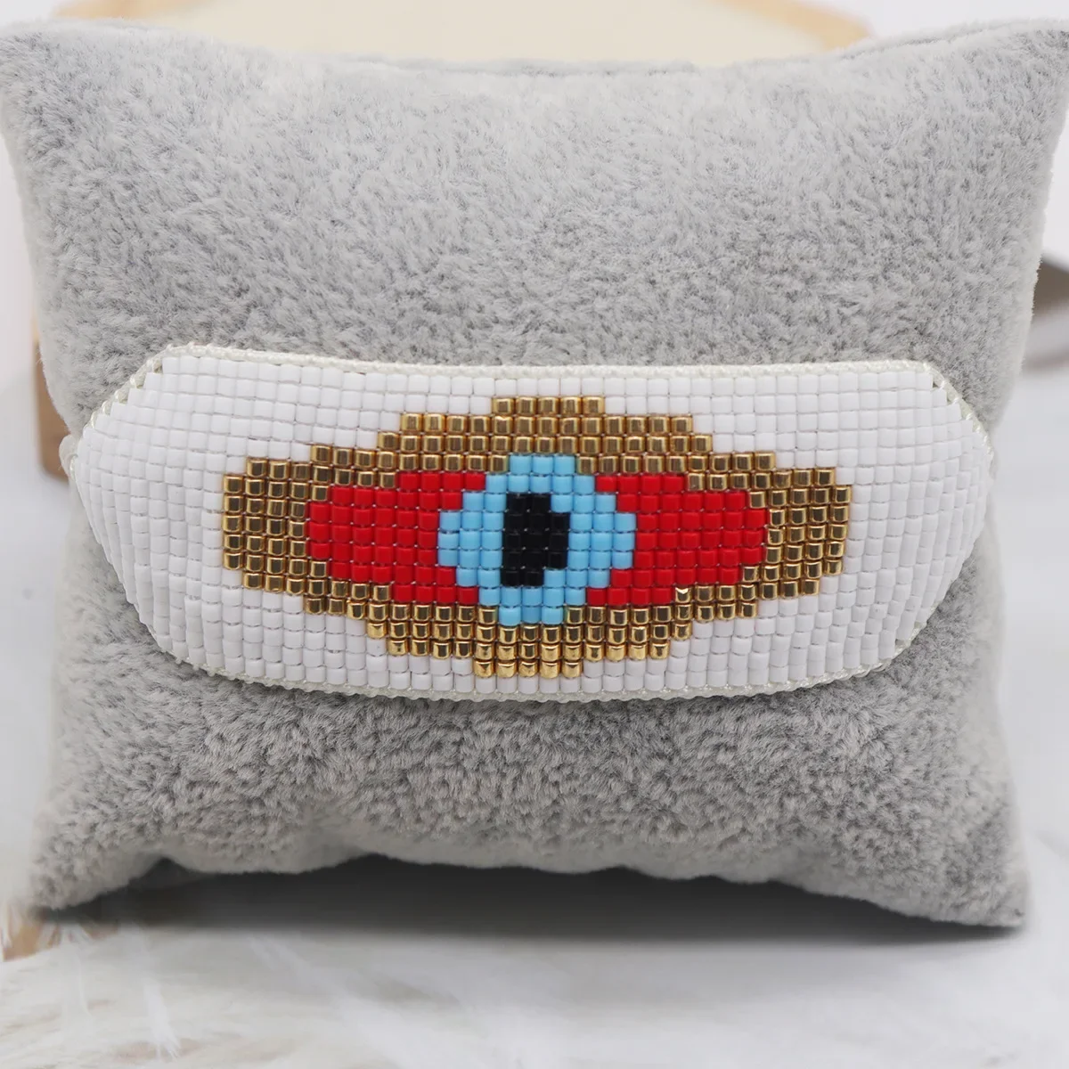 Rice bead bracelet Design Eye Originality Hand knitting Adjustable Bohemia Tide Simple Beaded bracelet
Rice bead bracelet Design Eye Originality Hand knitting Adjustable Bohemia Tide Simple Beaded bracelet