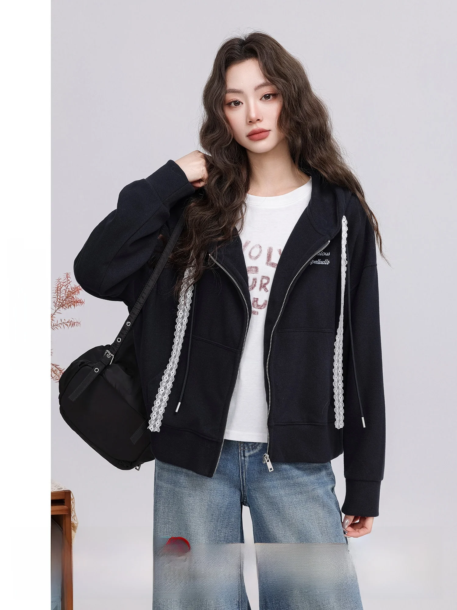 Korean Style Loose Fit Embroidered Hoodie Jacket Women's Spring New Arrival Comfortable Breathable Long Sleeve Casual Coat
Korean Style Loose Fit Embroidered Hoodie Jacket Women's Spring New Arrival Comfortable Breathable Long Sleeve Casual Coat