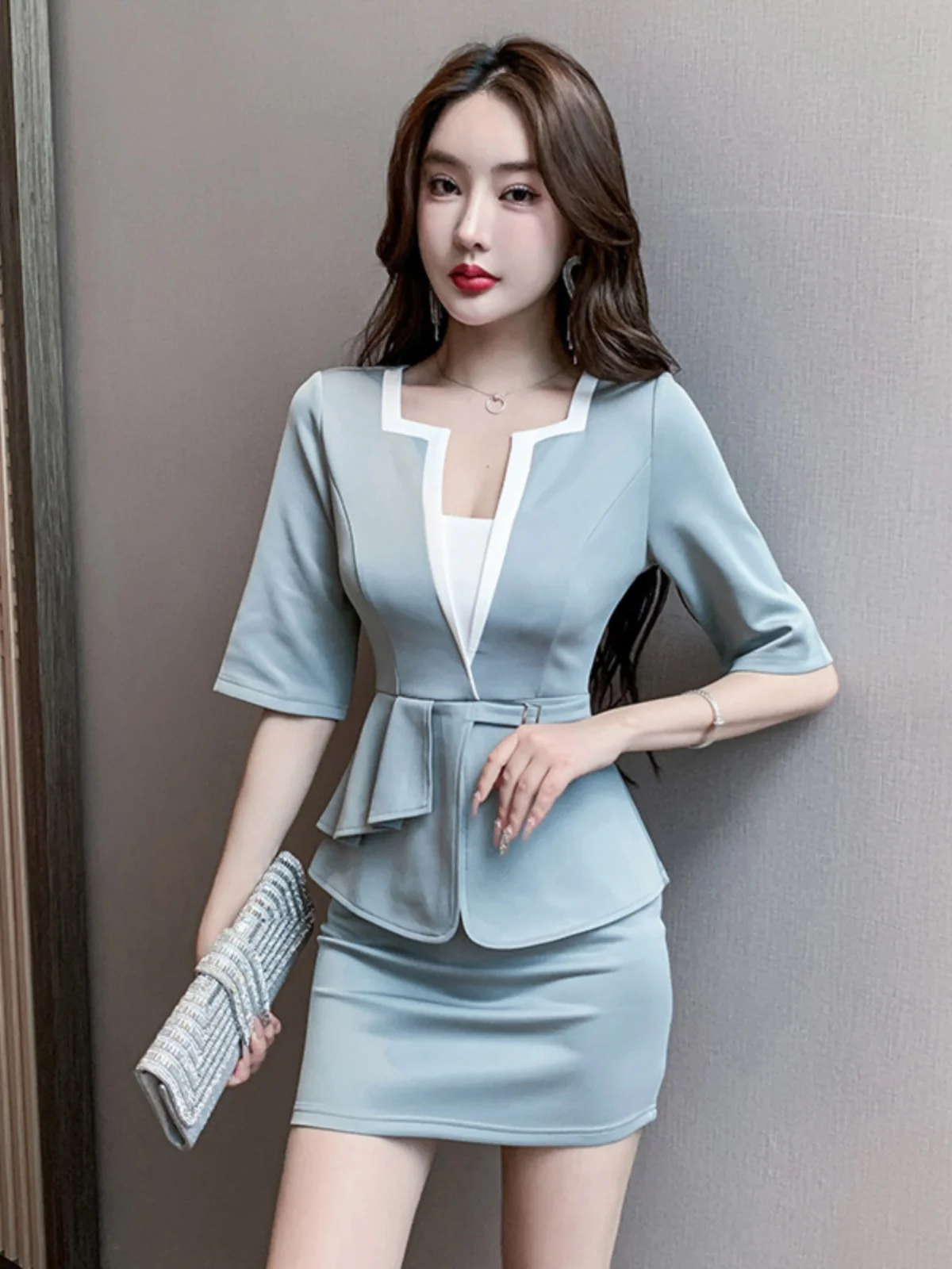 Elegant Foot Bath Massage Technician Uniform Women's High-End Beauty Salon Workwear Spa Treatment Wellness Center Set
Elegant Foot Bath Massage Technician Uniform Women's High-End Beauty Salon Workwear Spa Treatment Wellness Center Set
