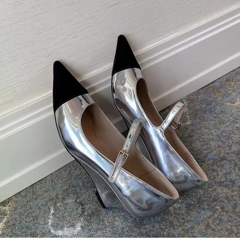 silver High Heel Wedge Shoes Newest Pumps Breathable Slip On Breathable Women Sandals Female Pointed Toe Slippers High-heeled
silver High Heel Wedge Shoes Newest Pumps Breathable Slip On Breathable Women Sandals Female Pointed Toe Slippers High-heeled