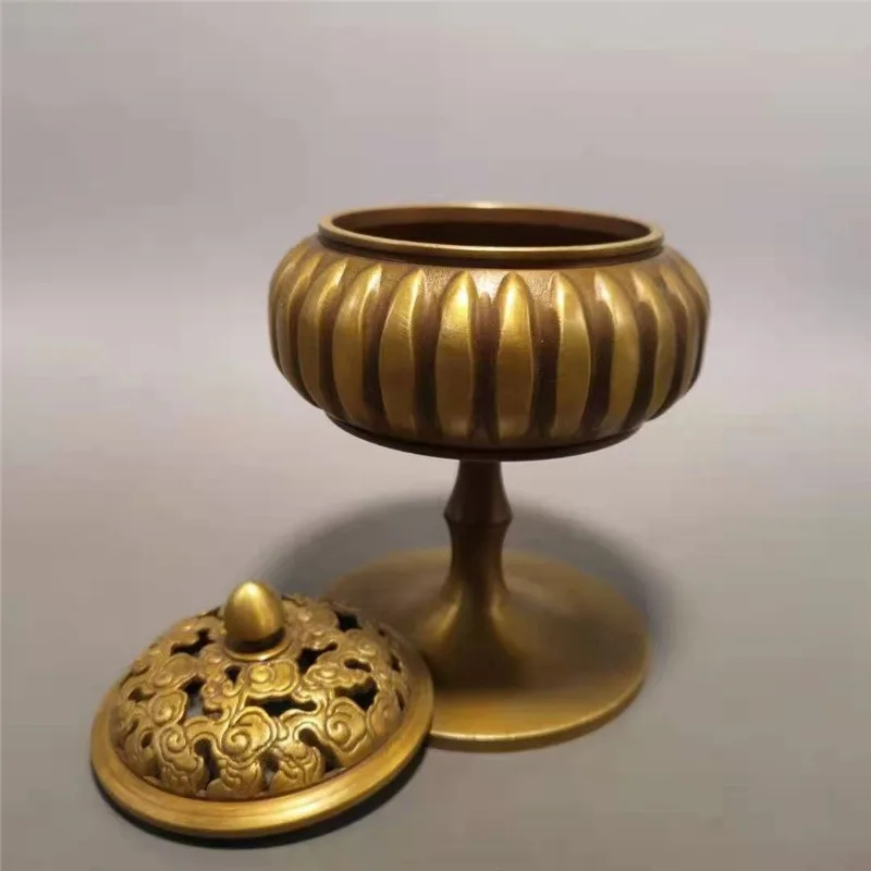 Brass pumpkin , hollow , burner tray, incense tower, collectible ornament, business gift
Brass pumpkin , hollow , burner tray, incense tower, collectible ornament, business gift