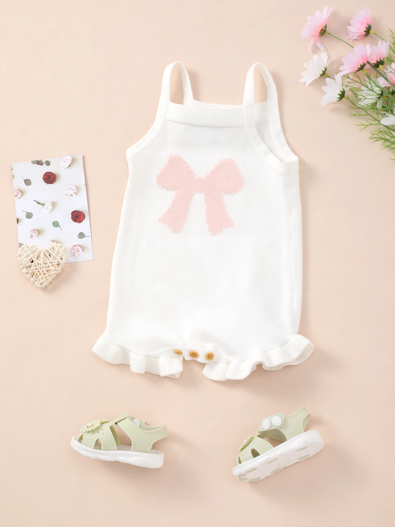 Весенне-летний милый однотонный вязаный комбинезон с бантом и подтяжками для маленьких девочек, цельный боди, треугольный костюм для ползания
Весенне-летний милый однотонный вязаный комбинезон с бантом и подтяжками для маленьких девочек, цельный боди, треугольный костюм для ползания