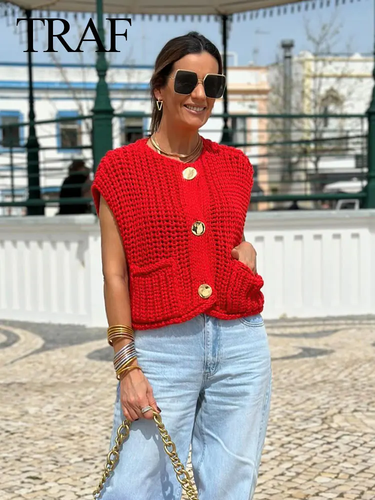 TRAF Women's Fashion Spring Chic Vest Knitting Solid O Neck Sleeveless Pockets Loose Single Breasted Sweater Female Vintage Top
TRAF Women's Fashion Spring Chic Vest Knitting Solid O Neck Sleeveless Pockets Loose Single Breasted Sweater Female Vintage Top