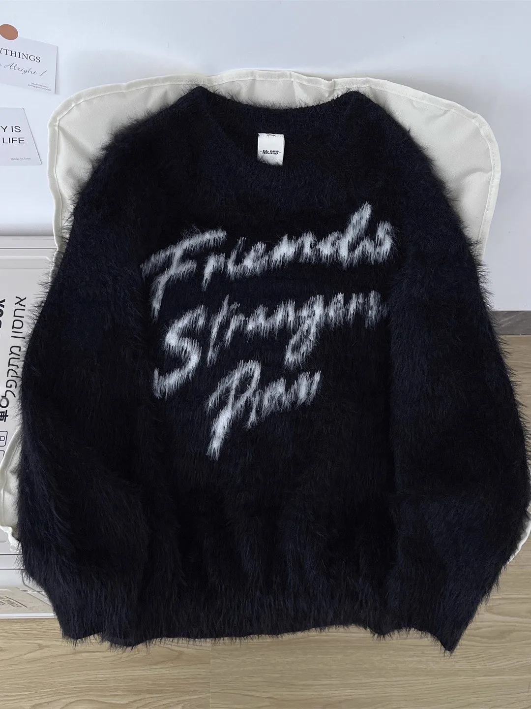 Trendy Letter Embroidered round Neck Knitted Sweater Soft Mink Yarn American Lazy Style Women's Fashion Autumn Season Clothing
Trendy Letter Embroidered round Neck Knitted Sweater Soft Mink Yarn American Lazy Style Women's Fashion Autumn Season Clothing