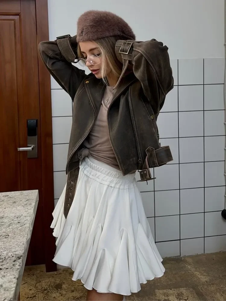 Summer Fashion White Ruffle Mini Skirt Women Elegant Elastic High Waist Pleated A-line Dress 2024 New Female Casual Tennis Skirt
Summer Fashion White Ruffle Mini Skirt Women Elegant Elastic High Waist Pleated A-line Dress 2024 New Female Casual Tennis Skirt
