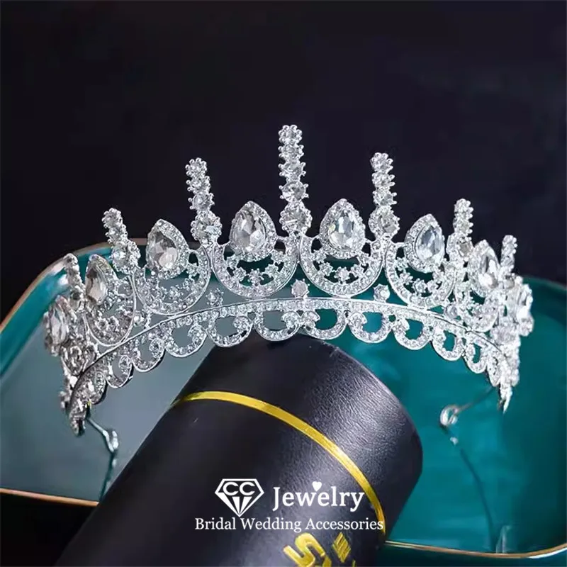 CC Wedding Crowns Women Accessories Bridal Headpiece Engagement Hairwear Water Drop Shape Trendy Crystal Headbands Tiaras HS25
CC Wedding Crowns Women Accessories Bridal Headpiece Engagement Hairwear Water Drop Shape Trendy Crystal Headbands Tiaras HS25