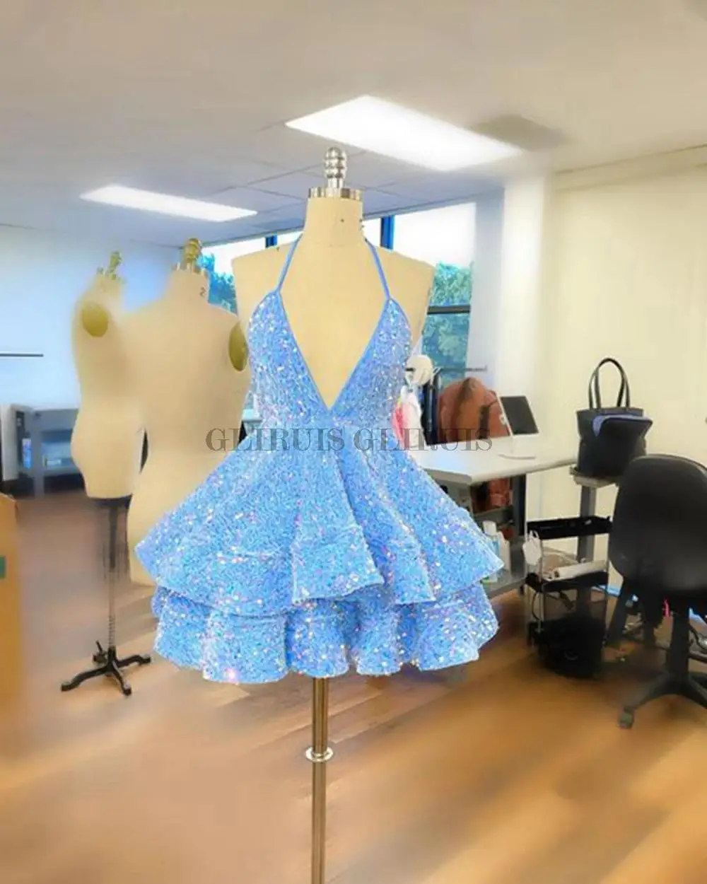 Real Photo Sexy Short Prom Dresses 2023 V Neck Full Sparkly Sequins Party Dress Mini Cocktail Homecoming Gowns Robe De Bal
Real Photo Sexy Short Prom Dresses 2023 V Neck Full Sparkly Sequins Party Dress Mini Cocktail Homecoming Gowns Robe De Bal