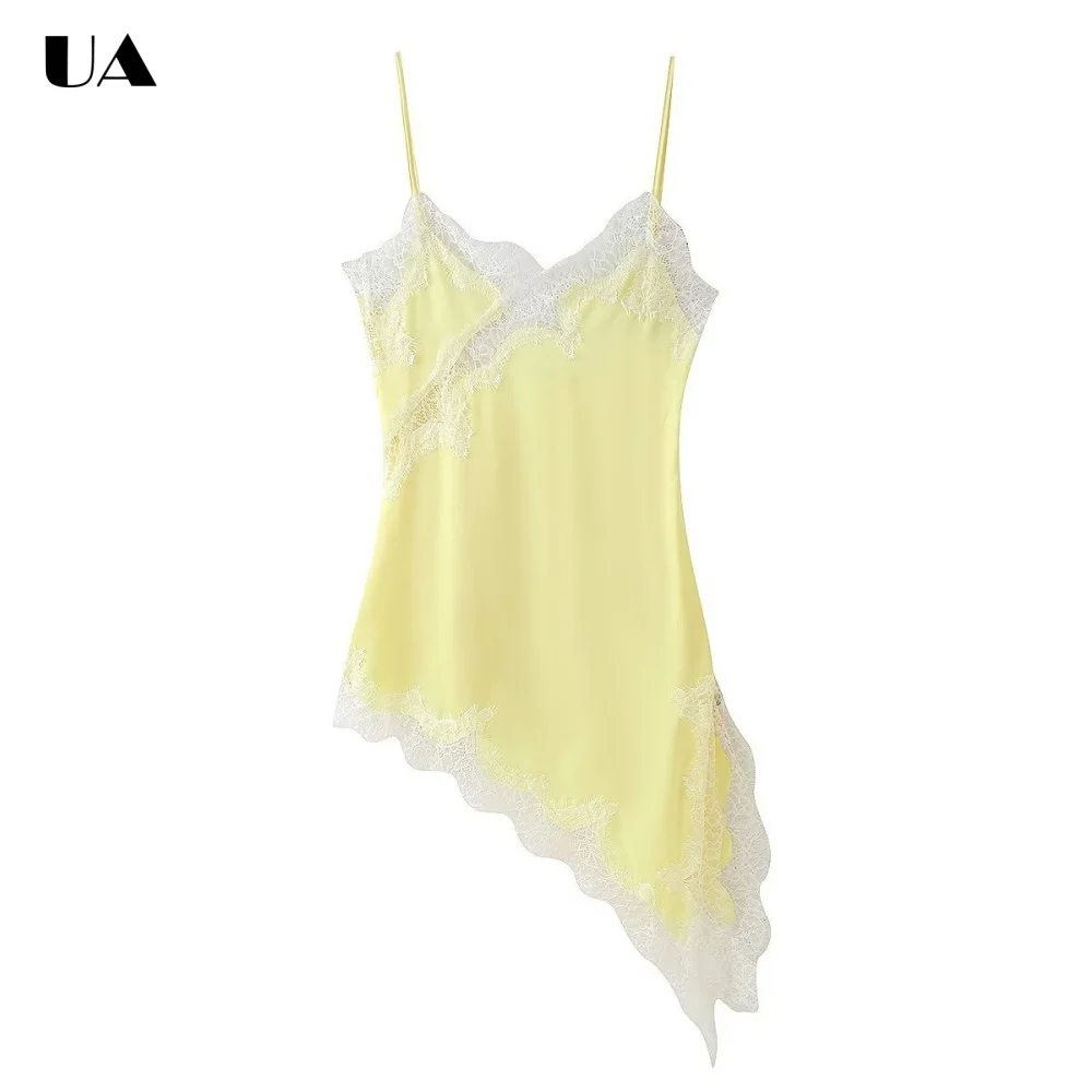 Sexy Lace Patchwork Mini Dress with Spaghetti Strap Trendy Asymmetrical Hem Short Dress for Woman Fashionable V-neck Party Dress
Sexy Lace Patchwork Mini Dress with Spaghetti Strap Trendy Asymmetrical Hem Short Dress for Woman Fashionable V-neck Party Dress