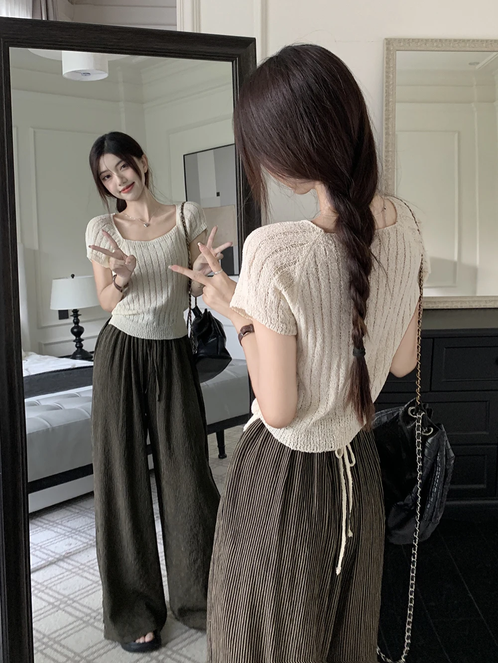 Breathable Thin Knitted ort Sve T-irt Women's Summer Design Slimming Belted ort Length Sweet Sle Japanese Faion
Breathable Thin Knitted ort Sve T-irt Women's Summer Design Slimming Belted ort Length Sweet Sle Japanese Faion