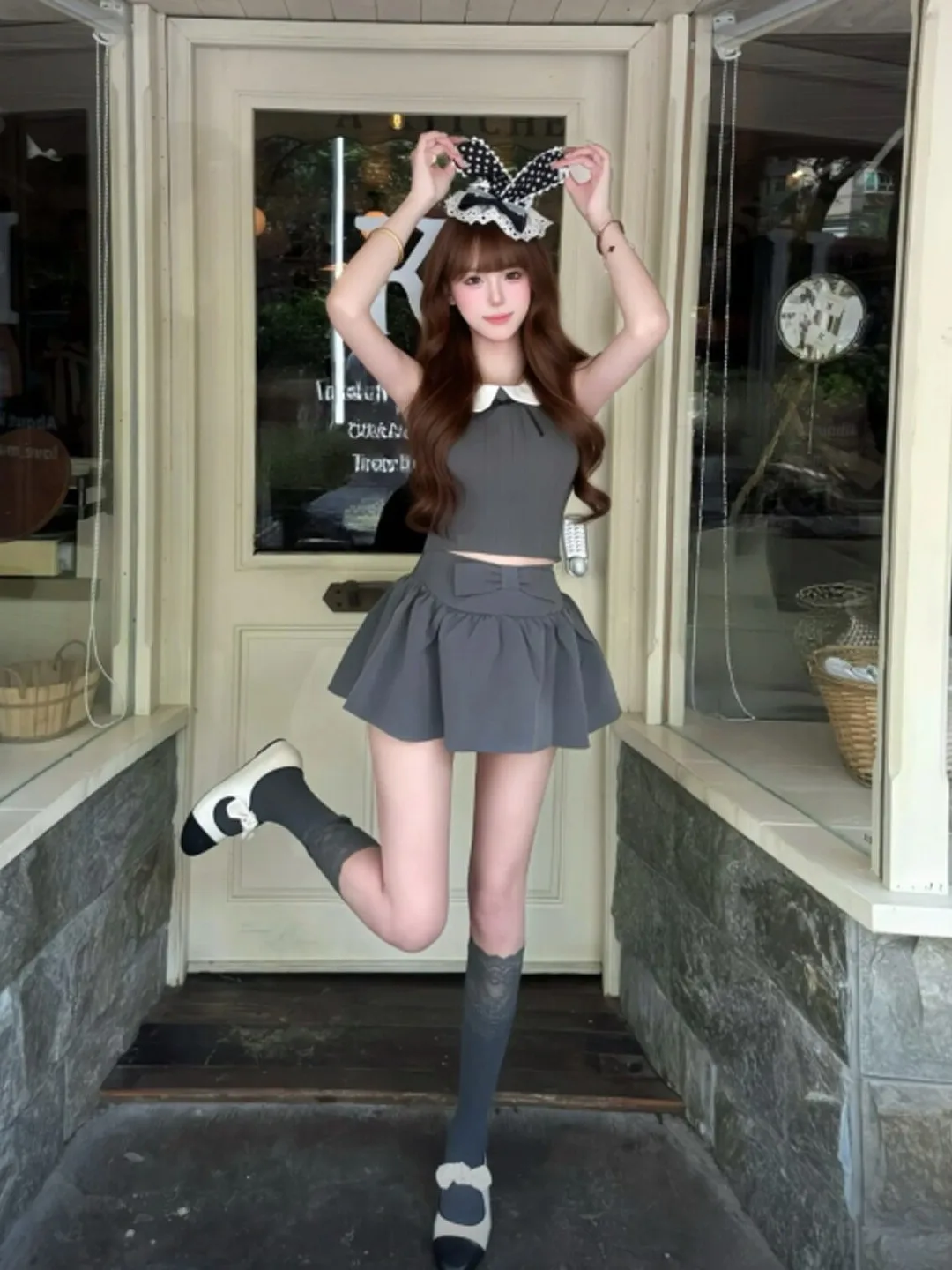Korean Gentle Style Vest Top And Half Skirt Two-Piece Set Cute Summer Outfit Breathable Casual Fashion Women's Ensemble
Korean Gentle Style Vest Top And Half Skirt Two-Piece Set Cute Summer Outfit Breathable Casual Fashion Women's Ensemble