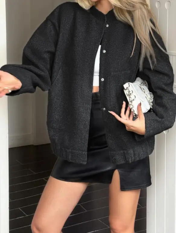 Женская однотонная куртка с длинными рукавами для отдыха, осень-зима 2024, модная повседневная верхняя одежда для женщин
Женская однотонная куртка с длинными рукавами для отдыха, осень-зима 2024, модная повседневная верхняя одежда для женщин