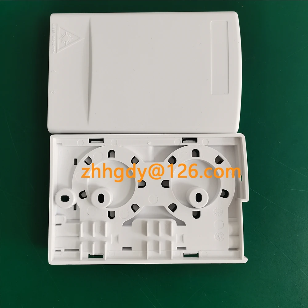 Duplex panel 2-core dual port SC FTTH 2-port optical fiber cladding cable box 2-core optical fiber terminal box
Duplex panel 2-core dual port SC FTTH 2-port optical fiber cladding cable box 2-core optical fiber terminal box