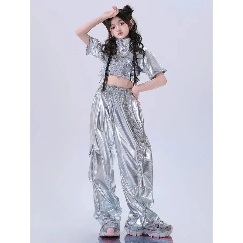 Girls Hio Hop Shiny Silver Sequin Crop Top Cargo Pants Dance Kids K-pop Streetwear Children Jazz Girl Group Costume Clothes Set
Girls Hio Hop Shiny Silver Sequin Crop Top Cargo Pants Dance Kids K-pop Streetwear Children Jazz Girl Group Costume Clothes Set