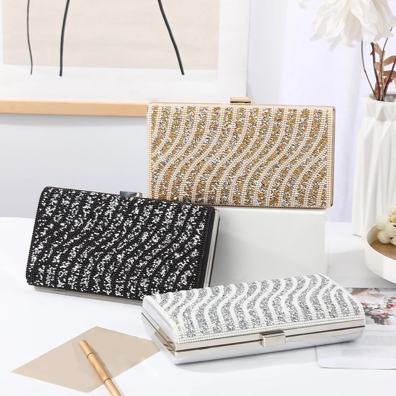 Rhinestone Encrusted Women's Dinner Bag Style Simple Fashion Wedding Evening Clutch Sparkling Party Handbag Elegant
Rhinestone Encrusted Women's Dinner Bag Style Simple Fashion Wedding Evening Clutch Sparkling Party Handbag Elegant