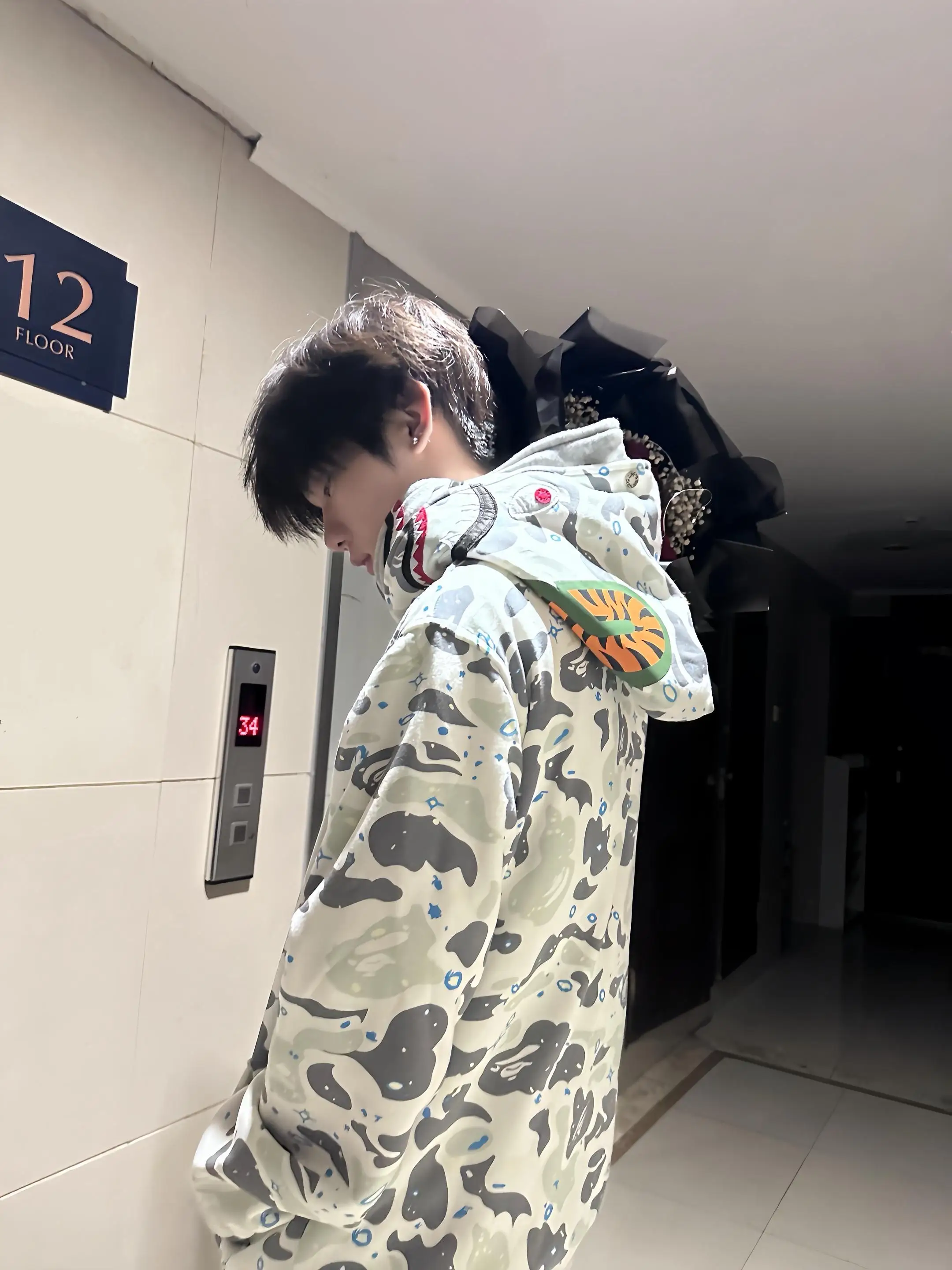 American Retro High Street Camouflage Shark Hoodie Men's New 2025 Original Couple Open Cardigan Jacket Loose Fit Long Sleeve
American Retro High Street Camouflage Shark Hoodie Men's New 2025 Original Couple Open Cardigan Jacket Loose Fit Long Sleeve