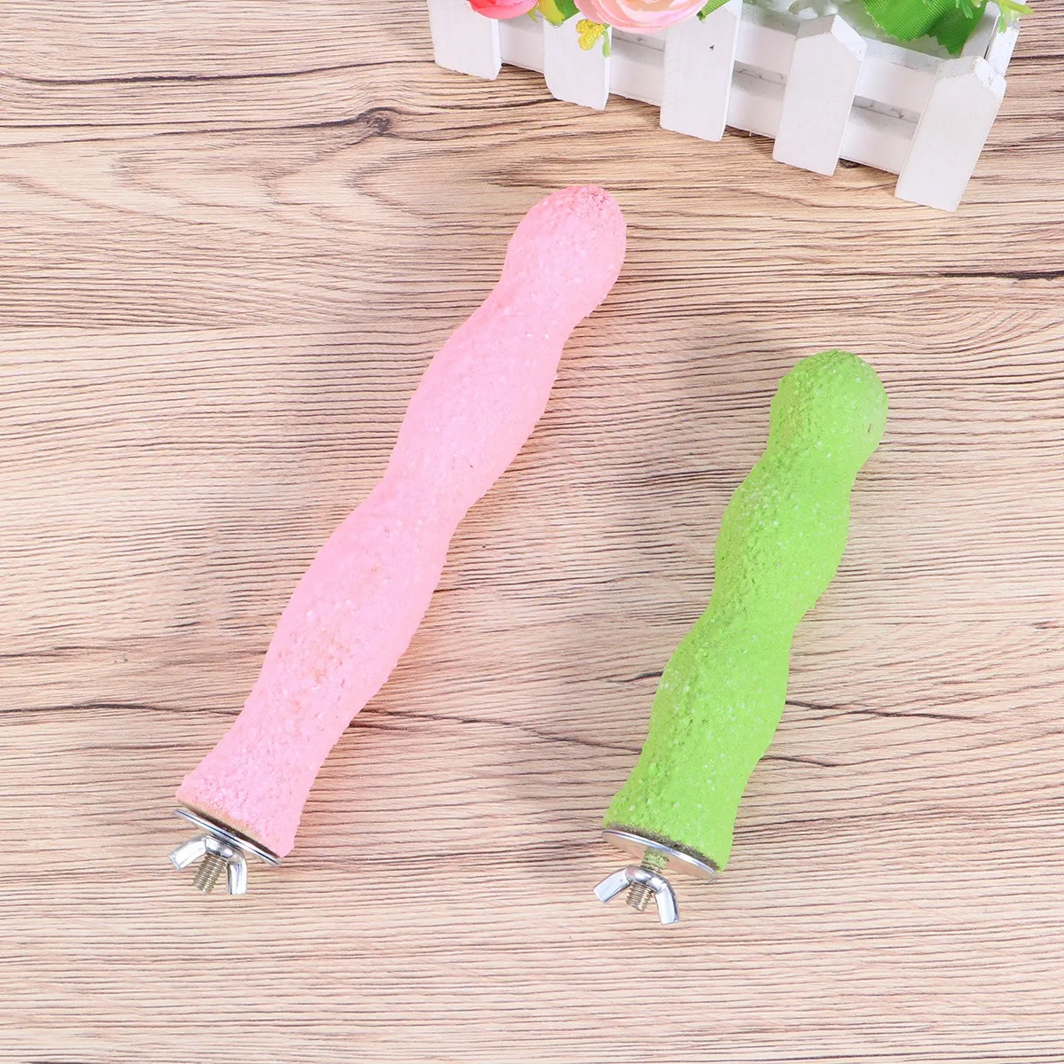 20 CM Bird Claw Stick Natural Wood Perch for Parrot Cockatiel Cages Foot Exercise Beak Nail Toy Grind Stick Accessories Pet
20 CM Bird Claw Stick Natural Wood Perch for Parrot Cockatiel Cages Foot Exercise Beak Nail Toy Grind Stick Accessories Pet