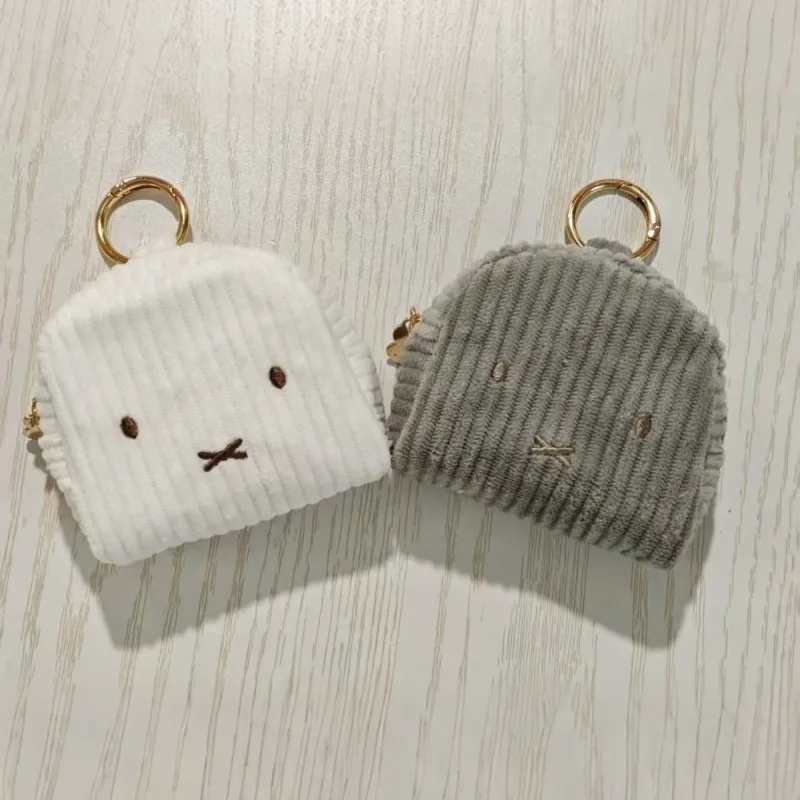 Kawaii Miffy Plush Storage Bag Mini Pendant Portable Headphones Change Key Storage Bag Backpack Pendant Girls Christmas Gift
Kawaii Miffy Plush Storage Bag Mini Pendant Portable Headphones Change Key Storage Bag Backpack Pendant Girls Christmas Gift