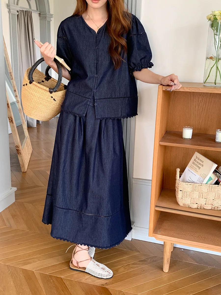 Spring and Autumn Women's Casual Solid Color V-neck Short Sleeve Decor Shirt Half Skirt Cowboy Set
Spring and Autumn Women's Casual Solid Color V-neck Short Sleeve Decor Shirt Half Skirt Cowboy Set