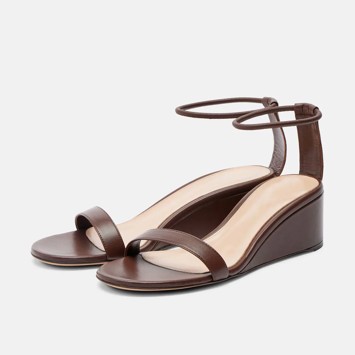 Arden Furtado Women's Dark Brown Cowhide Wedge Sandals Round Toe Open Toe Middle Heel One-word Band Summer Holiday Style
Arden Furtado Women's Dark Brown Cowhide Wedge Sandals Round Toe Open Toe Middle Heel One-word Band Summer Holiday Style