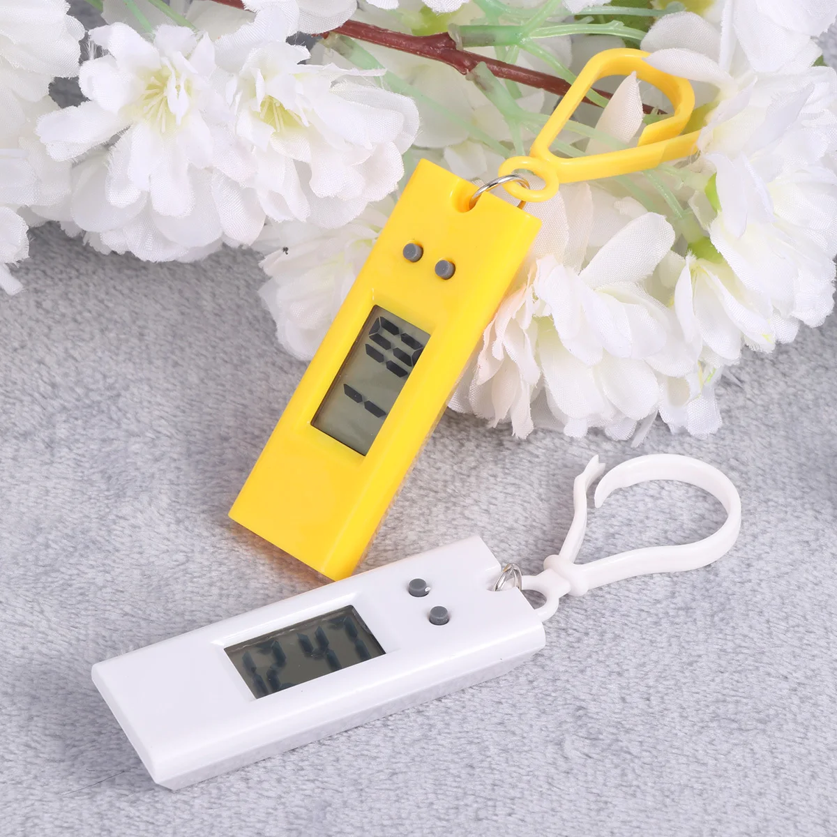 5Pcs Keychain Electronic Watches Durable Long Term Use Easy Read Time Accurate Great Gift for Kids Students Clip-on Design
5Pcs Keychain Electronic Watches Durable Long Term Use Easy Read Time Accurate Great Gift for Kids Students Clip-on Design