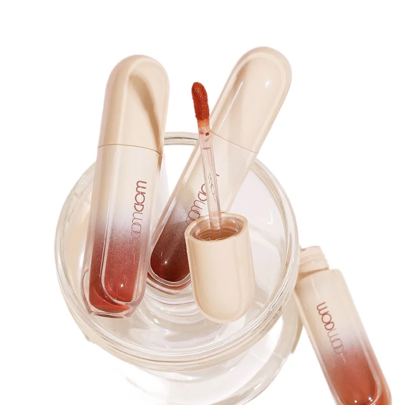 ~Air lip mud matte velvet lip glaze does not fade and does not stick to the cup lipstick niche affordable student gray powder
~Air lip mud matte velvet lip glaze does not fade and does not stick to the cup lipstick niche affordable student gray powder