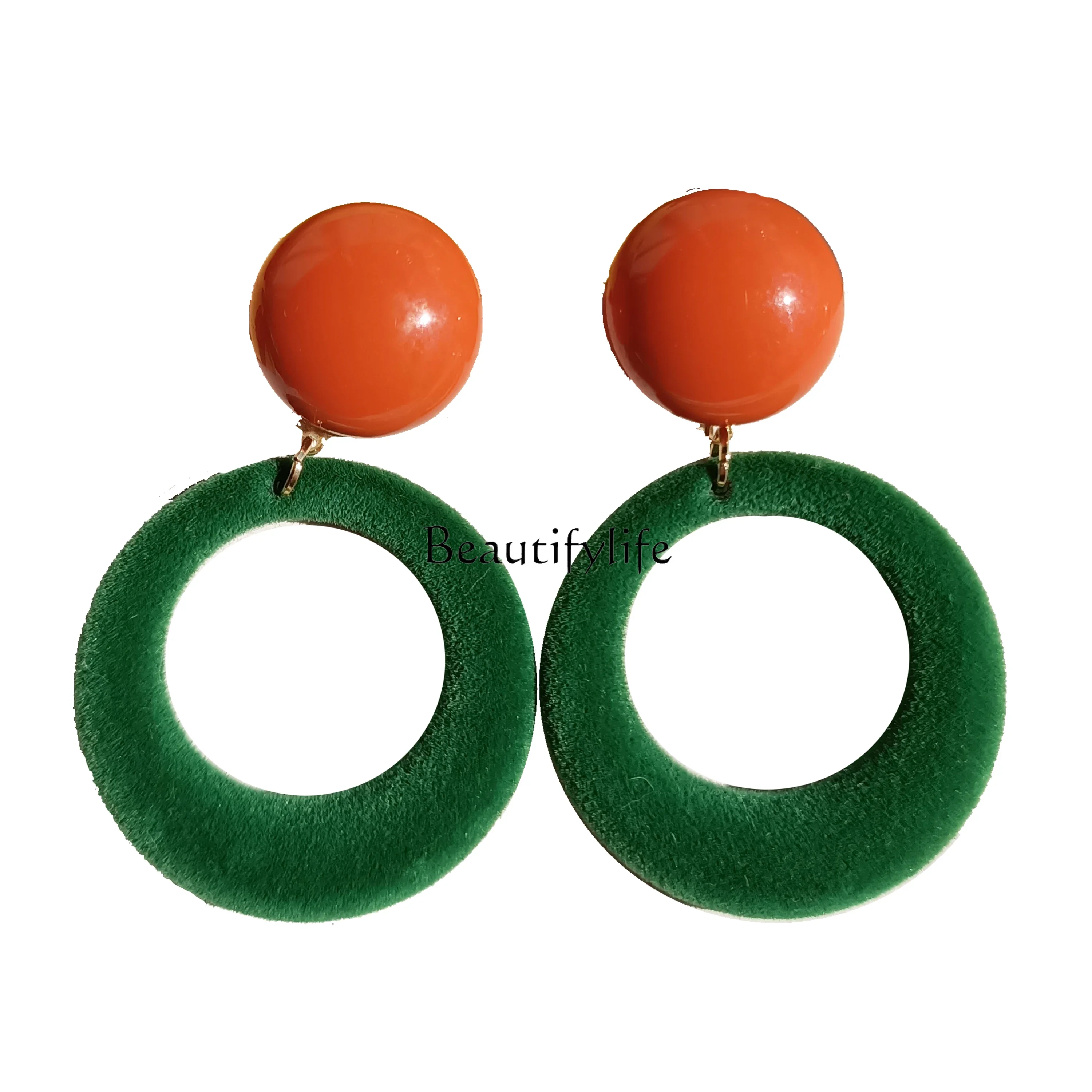 Green Flocking Circle Earrings, Orange Contrast, Velvet, French Style, Autumn and Winter, 1980s, Ear Clip
Green Flocking Circle Earrings, Orange Contrast, Velvet, French Style, Autumn and Winter, 1980s, Ear Clip
