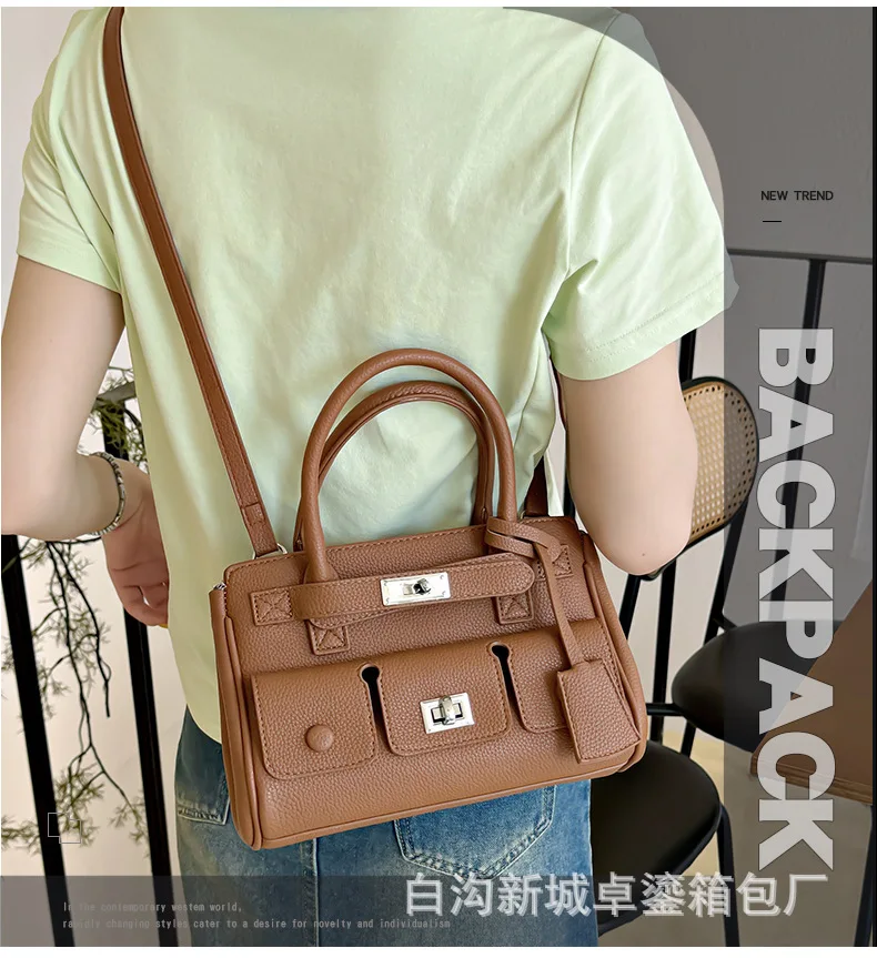 Popular high-end underarm bag women's large-capacity tote bag 2025 new fashion commuter bag women
Popular high-end underarm bag women's large-capacity tote bag 2025 new fashion commuter bag women