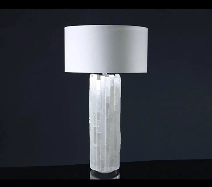 Modern Design Antique Brass Cylinder Luxury Style White Selenite Base Table Lamp Bespoke Designer Desk Lamp
Modern Design Antique Brass Cylinder Luxury Style White Selenite Base Table Lamp Bespoke Designer Desk Lamp