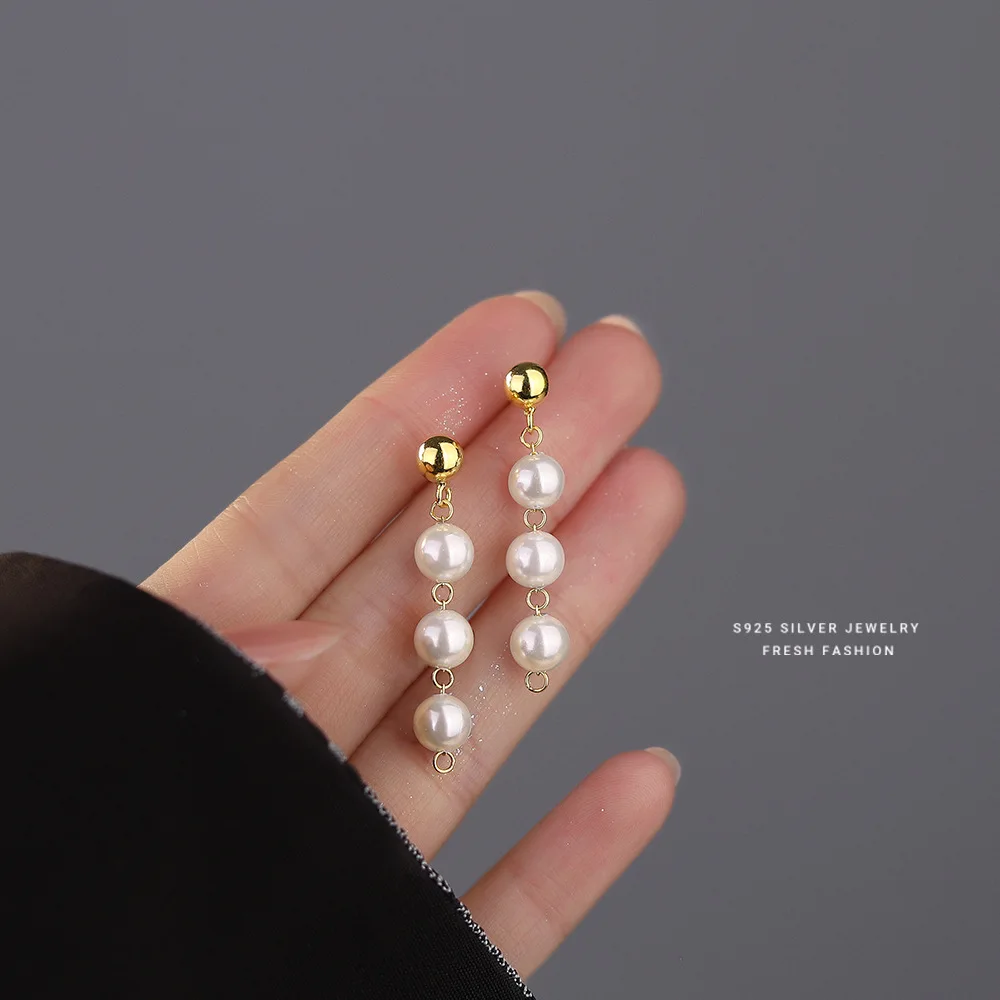 925 Sterling Silver Shell Pearl Beaded Earrings for Women Temperament Light Luxury Simple Jewelry
925 Sterling Silver Shell Pearl Beaded Earrings for Women Temperament Light Luxury Simple Jewelry