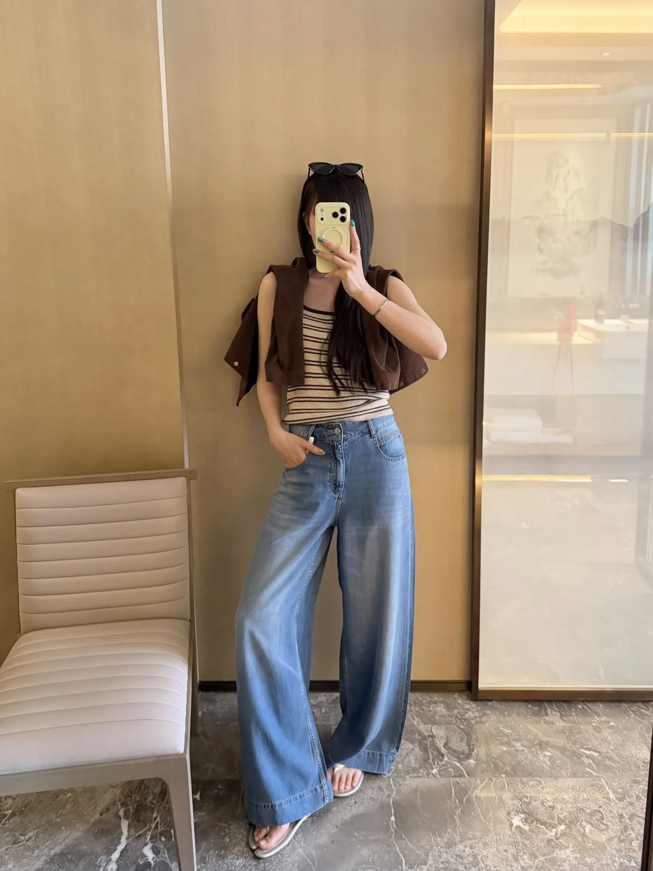 Summer 2026 High Waist Wide Leg Casual Loose Women's Jeans Comfortable Breathable Ladies Premium Quality Denim Trousers
Summer 2026 High Waist Wide Leg Casual Loose Women's Jeans Comfortable Breathable Ladies Premium Quality Denim Trousers