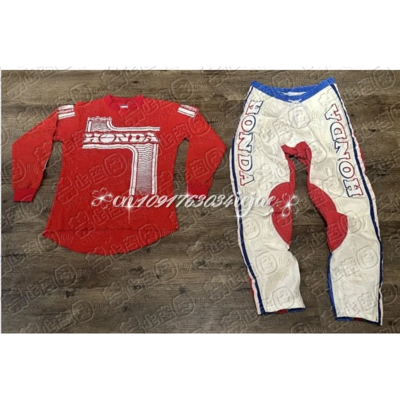 Honda Off-Road Motorcycle Long Sleeve Racing Shirt, Quick Dry Outdoor Mountain Bike Top, Breathable Sportswear for Men suit
Honda Off-Road Motorcycle Long Sleeve Racing Shirt, Quick Dry Outdoor Mountain Bike Top, Breathable Sportswear for Men suit