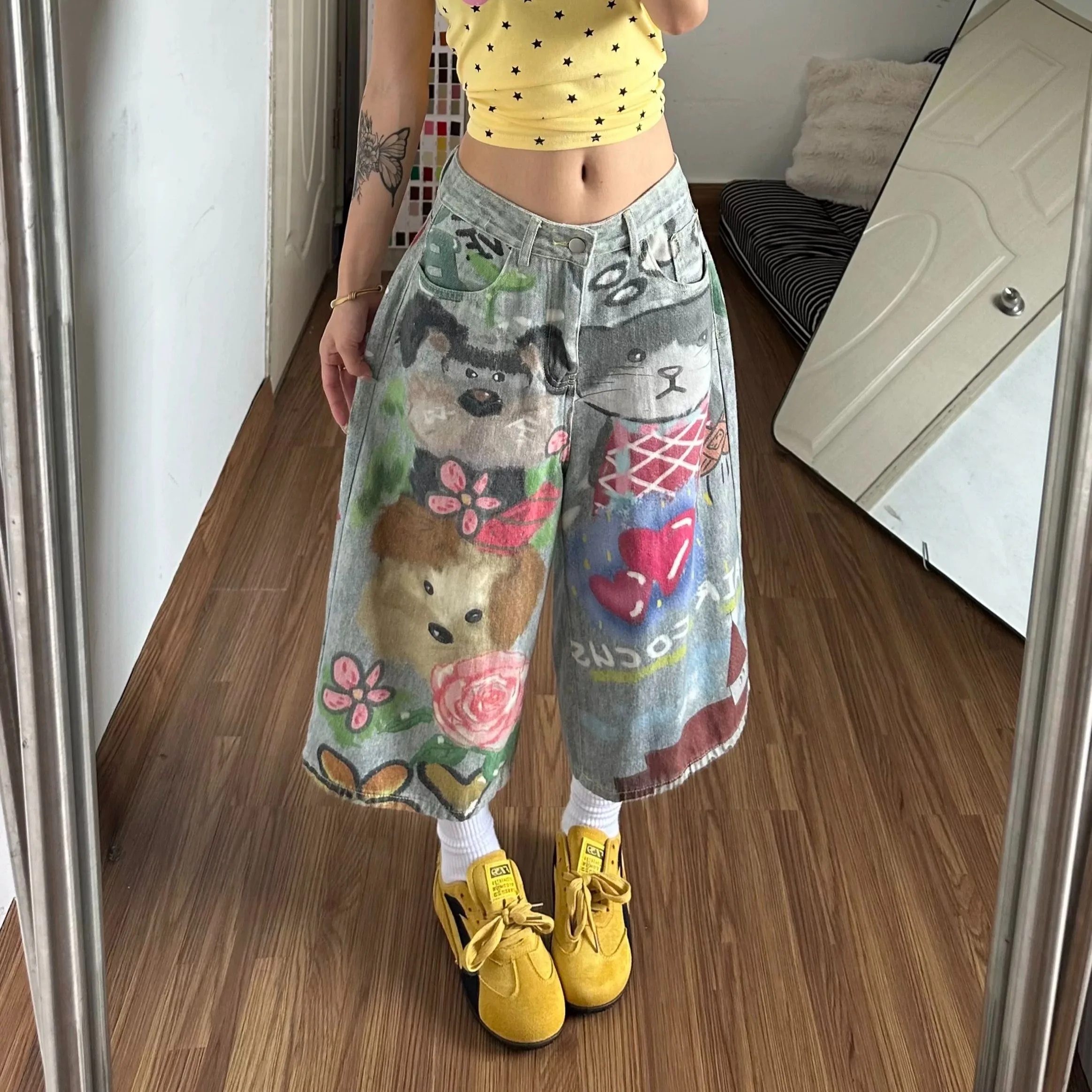 Y2K Cartoon Animal Graffiti Print Cropped Wide Leg Jeans Summer Loose Casual Trendy for Women
Y2K Cartoon Animal Graffiti Print Cropped Wide Leg Jeans Summer Loose Casual Trendy for Women