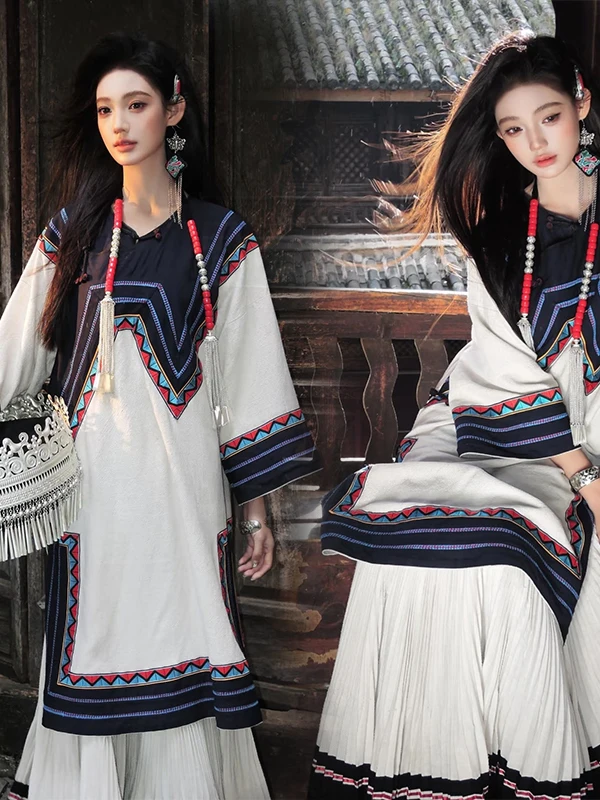 New Ethnic Minority Women's Cotton Linen Set White Phoenix Ancient City Travel Photography Feature Portrait Photography Cl...
New Ethnic Minority Women's Cotton Linen Set White Phoenix Ancient City Travel Photography Feature Portrait Photography Cl...