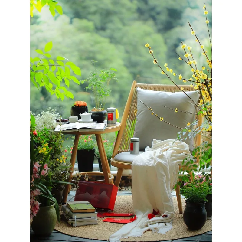 Balcony leisure chair simple living room small apartment sofa chair single rattan Nordic recliner
Balcony leisure chair simple living room small apartment sofa chair single rattan Nordic recliner