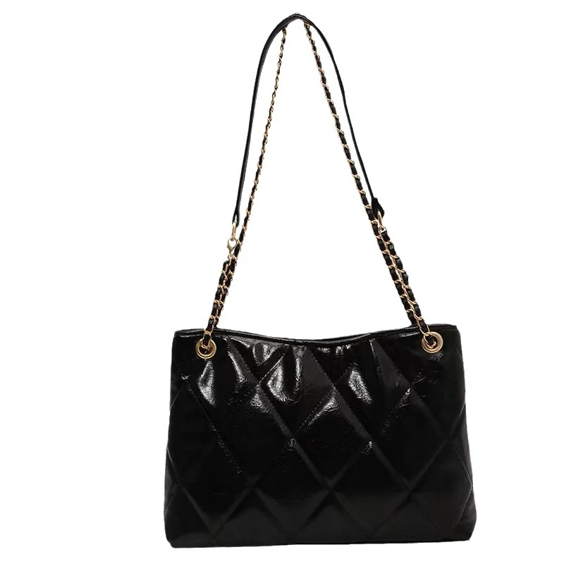 White Quilted Chain Crossbody Purse Women Commuter Shoulder Bag
White Quilted Chain Crossbody Purse Women Commuter Shoulder Bag