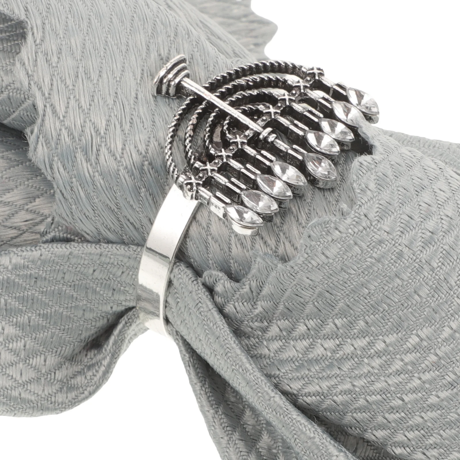 4Pcs Dinning Table Napkin Rings Metal Decorative Candlestick Holders for Party Wedding Gatherings Napkin Holder
4Pcs Dinning Table Napkin Rings Metal Decorative Candlestick Holders for Party Wedding Gatherings Napkin Holder