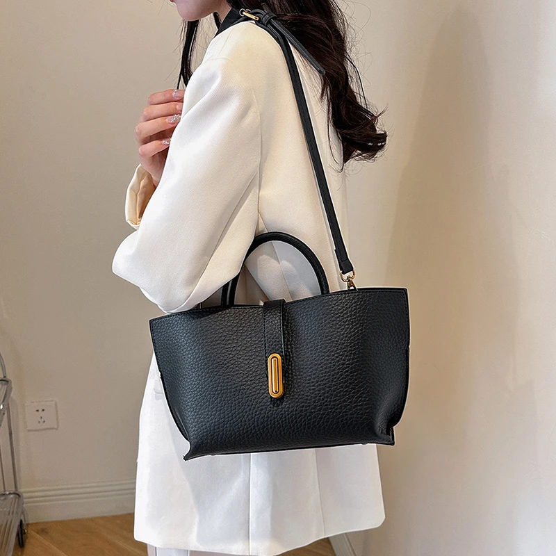 French Unique Women's Shoulder Bag PU Leather Crossbody Bags Luxury Tote Handbag Texture Top-Handle Bag Retro Casual Bucket Bags
French Unique Women's Shoulder Bag PU Leather Crossbody Bags Luxury Tote Handbag Texture Top-Handle Bag Retro Casual Bucket Bags