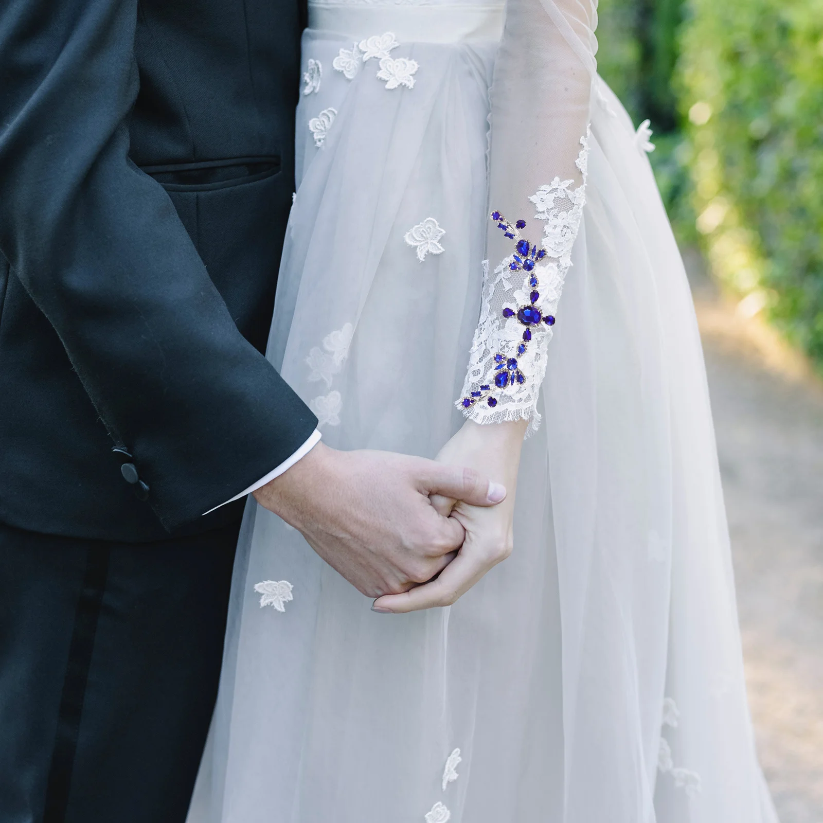 Water Rhinestone Chain Lightweight Alloy Crystal Sewing Applique For Clothing Shoes Handbag Diy Crafts Fabric Decor
Water Rhinestone Chain Lightweight Alloy Crystal Sewing Applique For Clothing Shoes Handbag Diy Crafts Fabric Decor