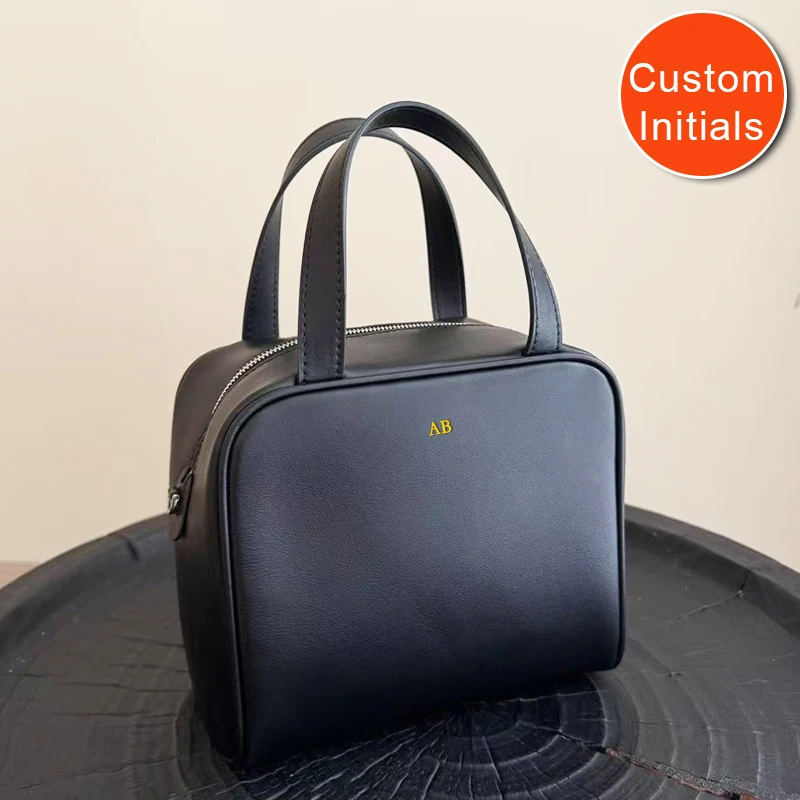 Custom Initials Mini Boston Bag For Women Luxury Designer Handbag Purse 2025 New In Cattle Split Leather Top Handle Box Shoulder
Custom Initials Mini Boston Bag For Women Luxury Designer Handbag Purse 2025 New In Cattle Split Leather Top Handle Box Shoulder