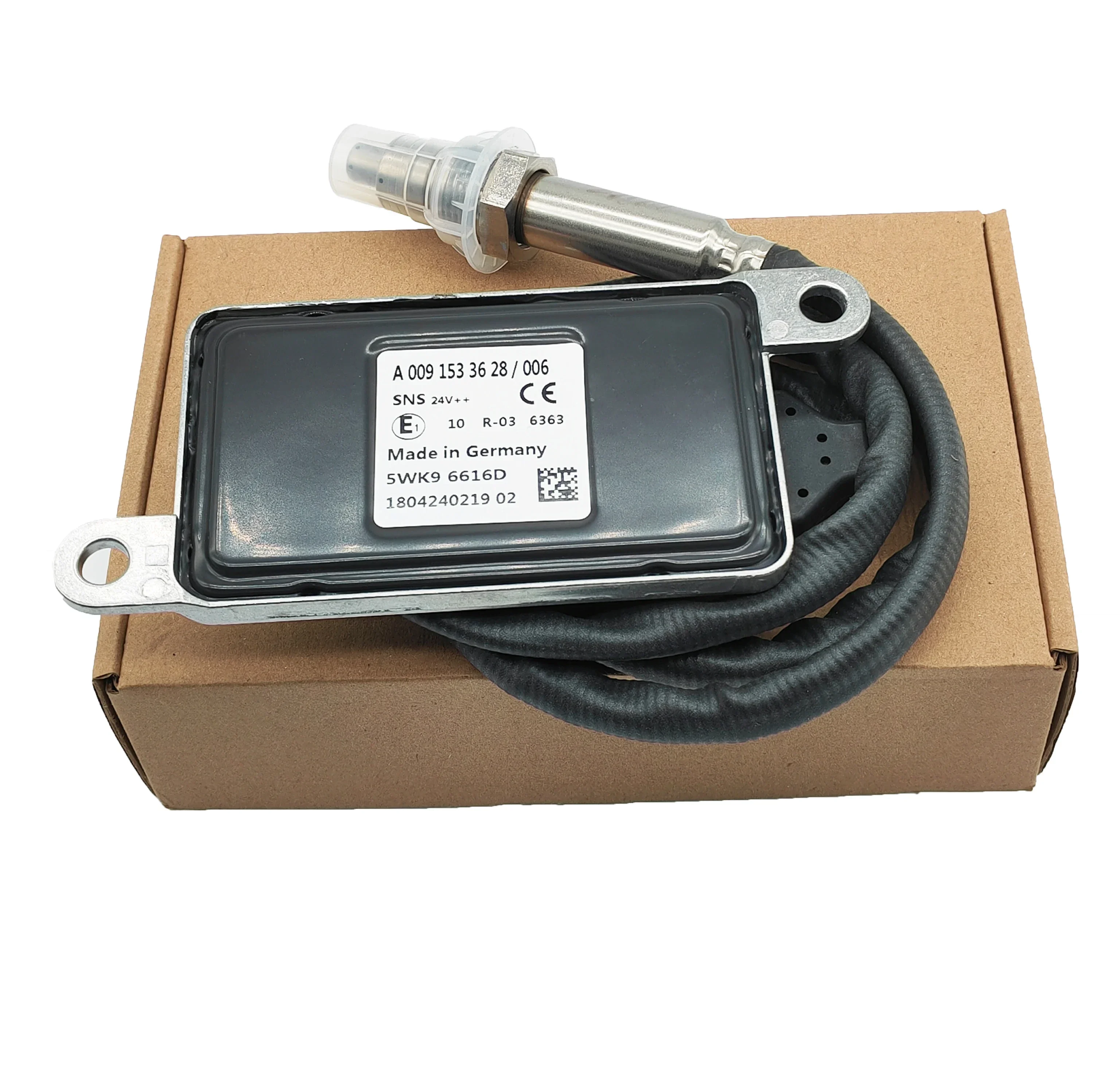 A0091533628 5WK96616D Nox Sensor For Mercedes-Benz Actros Atego LKW EURO 4 5 6 24V A0061537328 5WK96616F 5WK96616E
A0091533628 5WK96616D Nox Sensor For Mercedes-Benz Actros Atego LKW EURO 4 5 6 24V A0061537328 5WK96616F 5WK96616E