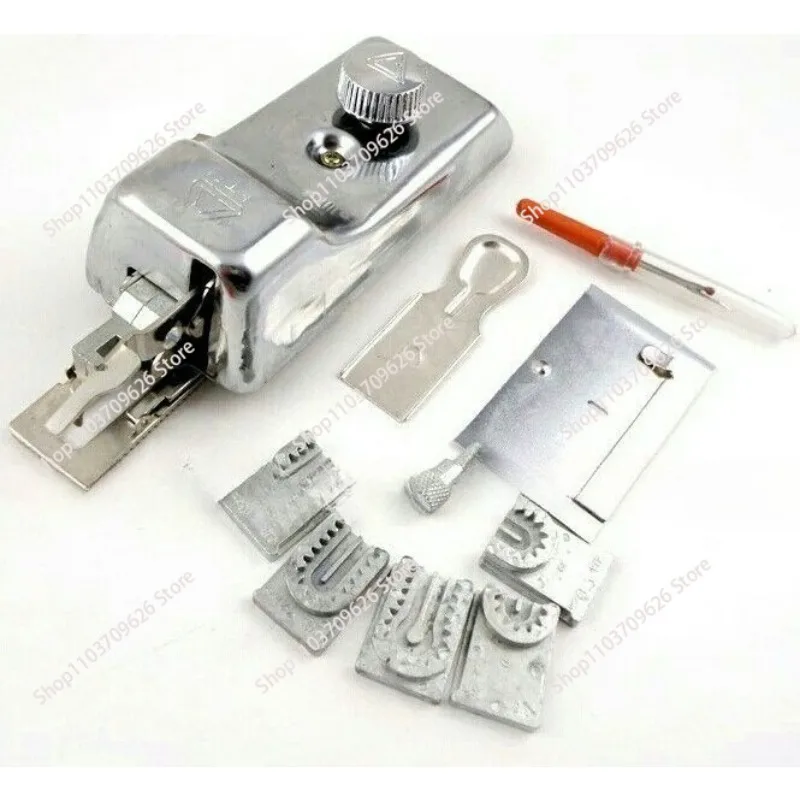 Old-Fashioned Household Sewing Machine Hole Locking Tool
Old-Fashioned Household Sewing Machine Hole Locking Tool