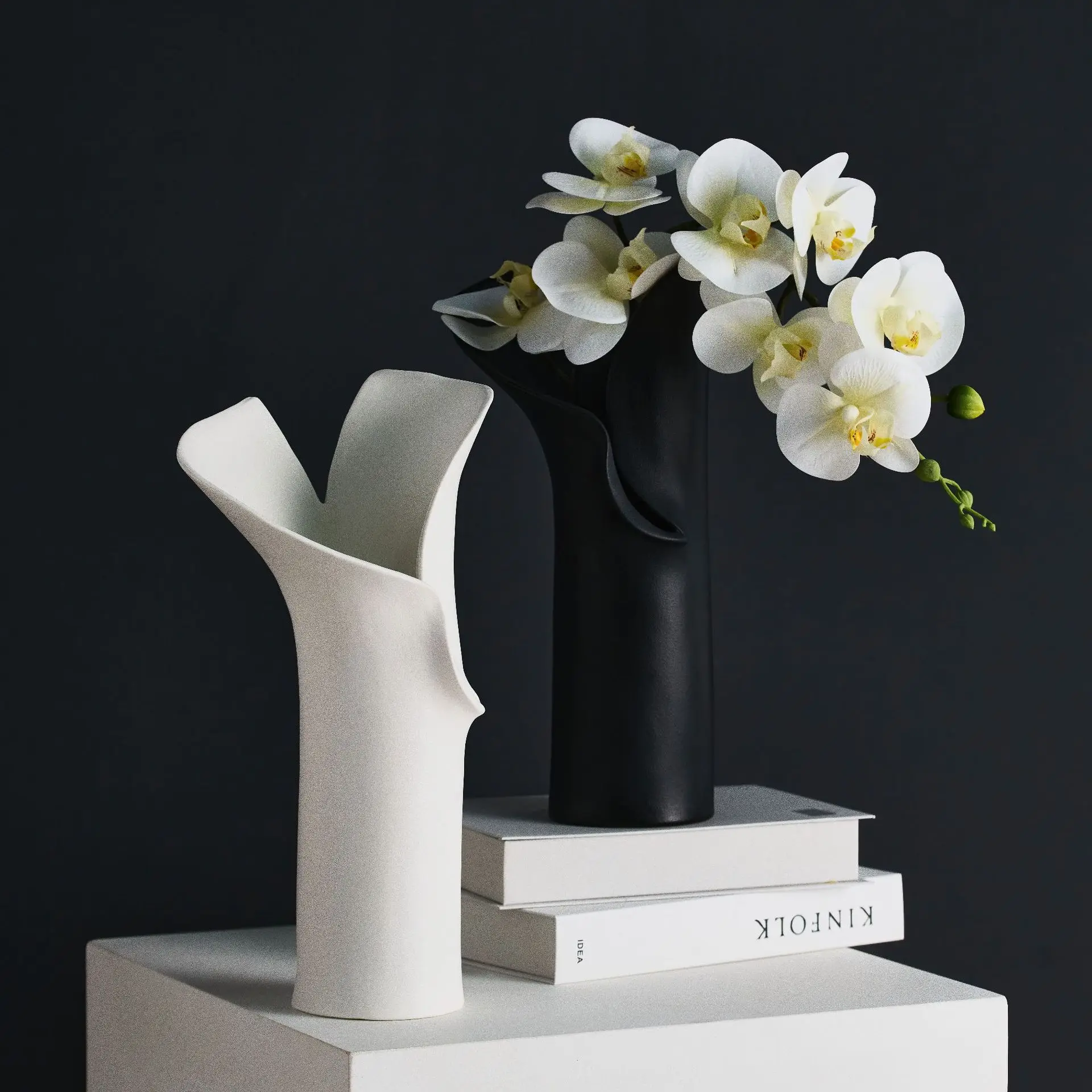 Ceramic Vase Geometric Irregular Openwork Hydroponic Flower Arrangement Vases Terrarium Home Decoration Accessories
Ceramic Vase Geometric Irregular Openwork Hydroponic Flower Arrangement Vases Terrarium Home Decoration Accessories