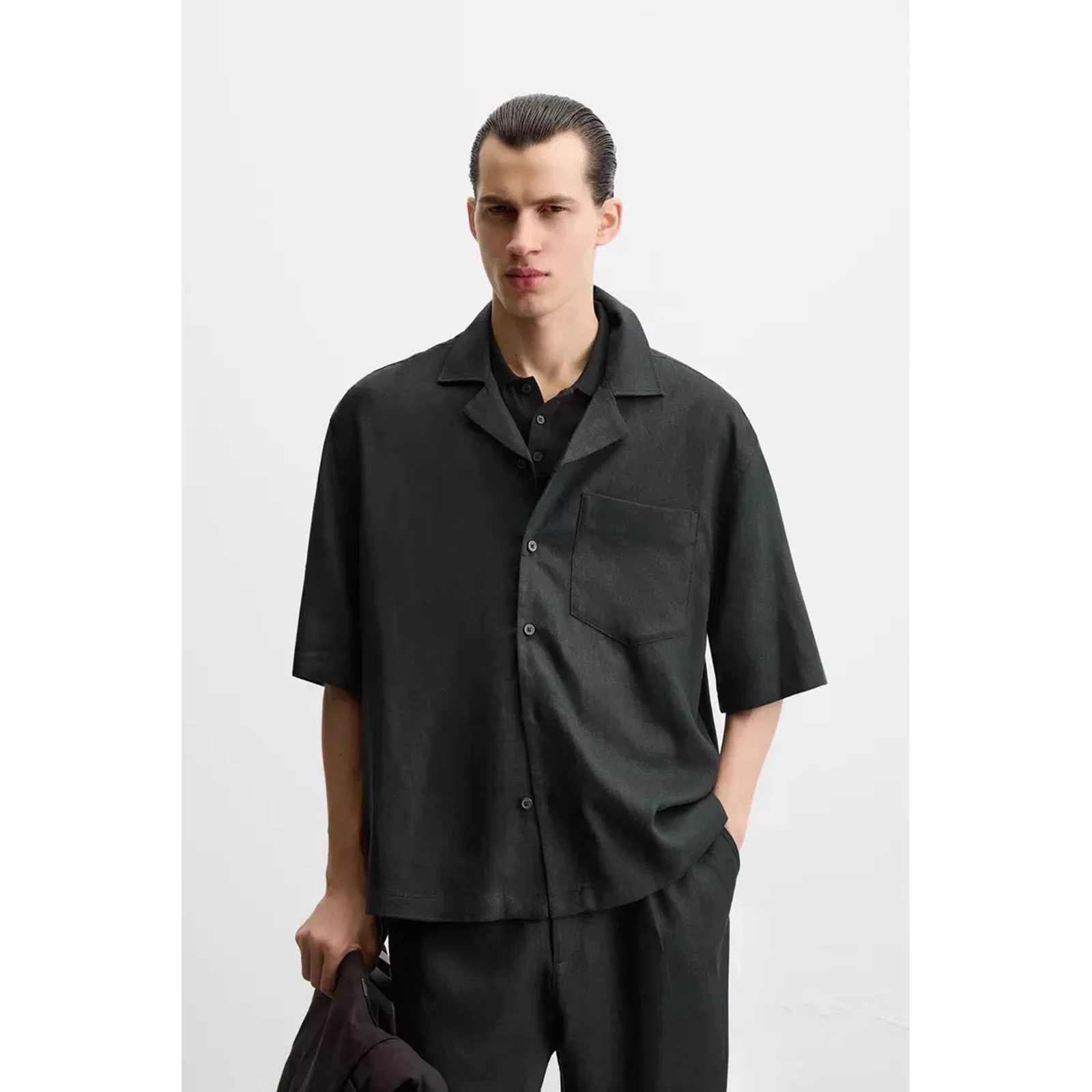 New 2025 Men's Comfortable Svel Linen Viscose Blend Loose irt Summer Faion Casual Wear Thin Regular Length
New 2025 Men's Comfortable Svel Linen Viscose Blend Loose irt Summer Faion Casual Wear Thin Regular Length
